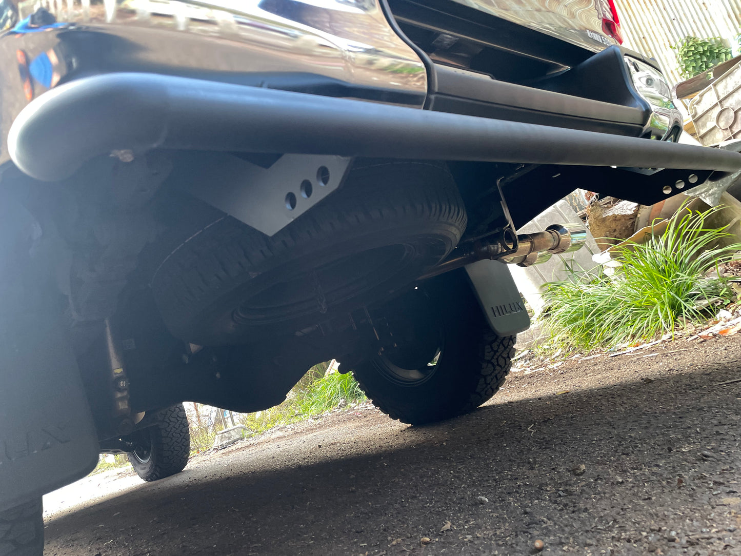 ハイラックスのステップバンパー